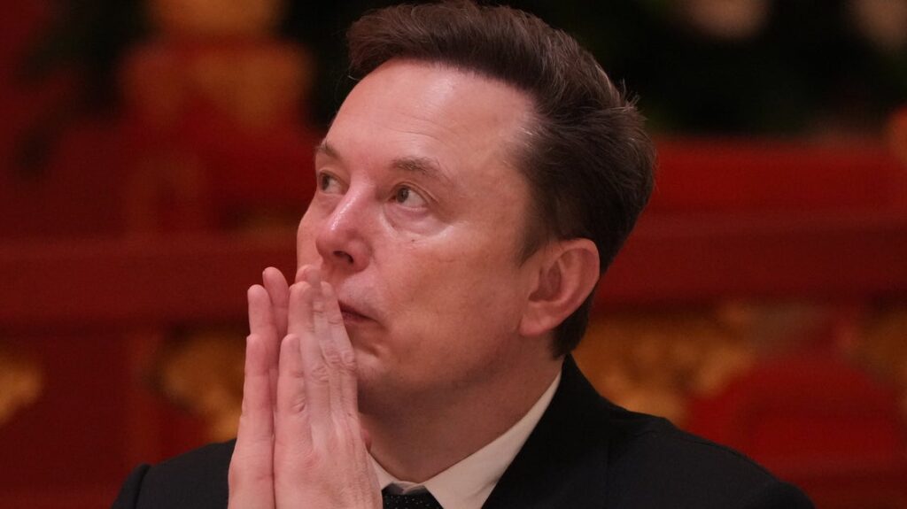 Democrat Dares Elon Musk To Debate After ‘Richest Person In The World’ Threatens To Sue Democrat Dares Elon Musk To Debate After 'Richest Person In The World' Threatens To Sue