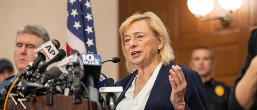 Democrat Governor Signals She May Re-Enter US Senate Race Democrat Governor Signals She May Re-Enter US Senate Race