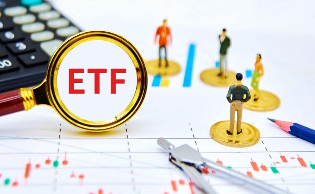 How a $500,000 Position in Senior Loan ETFs Quietly Pays $35,000 a Year With a Built-In Inflation Hedge