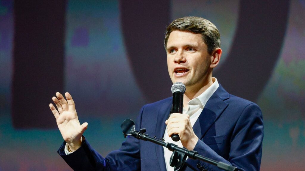 James Talarico Claps Back At MAGA Foes' Masculinity Attacks
