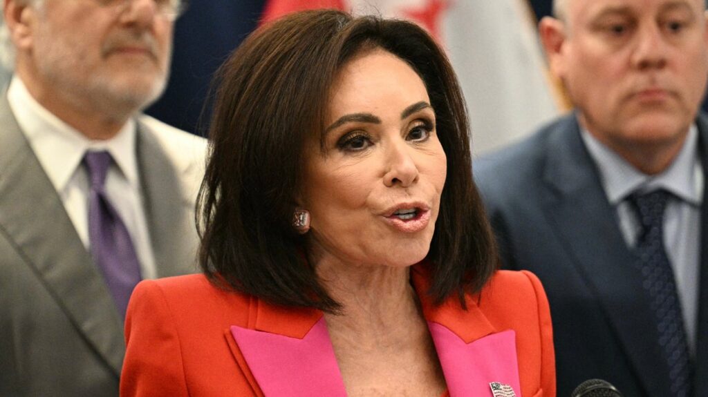 Jeanine Pirro Says People Who ‘Vandalize’ Reflecting Pool Will Be Prosecuted Jeanine Pirro Says People Who 'Vandalize' Reflecting Pool Will Be Prosecuted