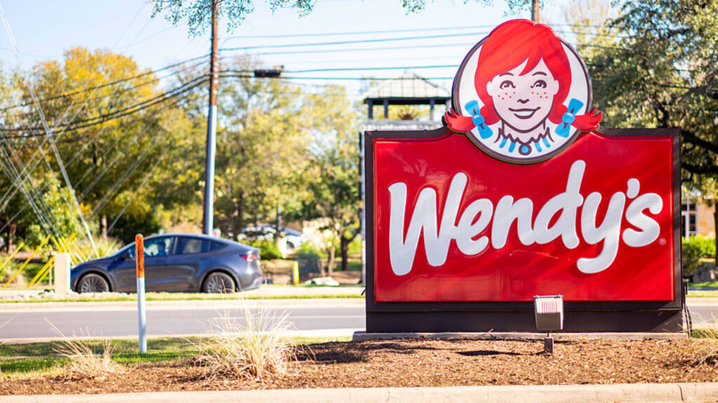 New meme stock Wendy’s soars 30% with trading halted at one point New meme stock Wendy's soars 30% with trading halted at one point