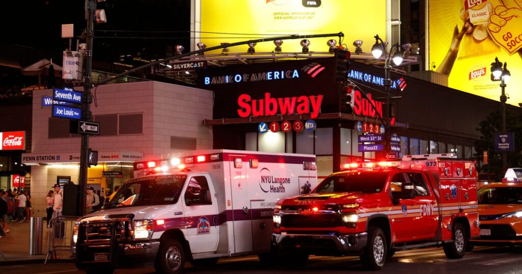 Penn Station Stabbing Attacks Leave At Least 6 People Injured Penn Station Stabbing Attacks Leave At Least 6 People Injured