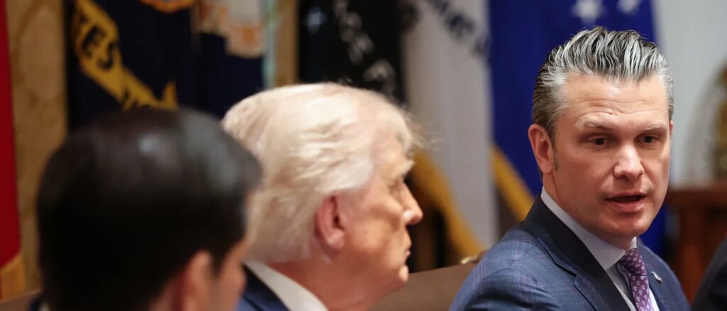 Senate Narrowly Votes Down Advancing Resolution To Rein In Trump’s War Powers Days After 60-Day Ceasefire Announced Senate Narrowly Votes Down Advancing Resolution To Rein In Trump’s War Powers Days After 60-Day Ceasefire Announced