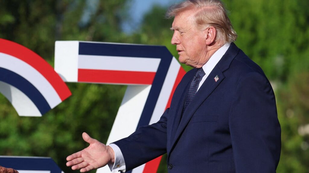 Trump Just Had Another Weird Handshake Moment — And It Was Caught On Camera Trump Just Had Another Weird Handshake Moment — And It Was Caught On Camera