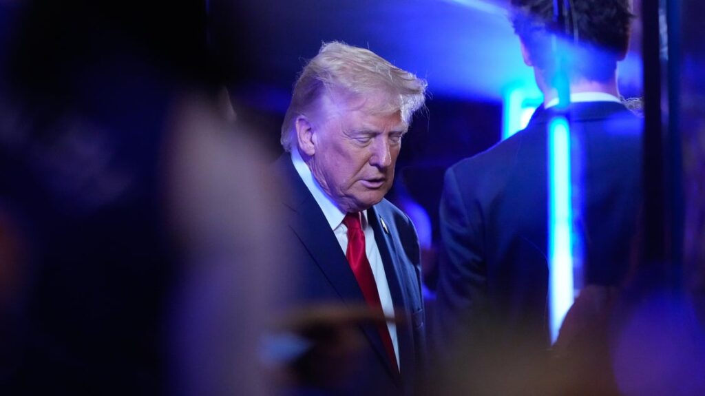 Trump Ruthlessly Mocked After New York Fans Rain Down A Chorus Of Boos At NBA Finals Trump Ruthlessly Mocked After New York Fans Rain Down A Chorus Of Boos At NBA Finals