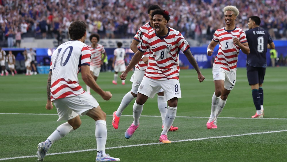 World Cup US Win Vs. Paraguay Scores Record Ratings for Fox, Telemundo World Cup US Win Vs. Paraguay Scores Record Ratings for Fox, Telemundo