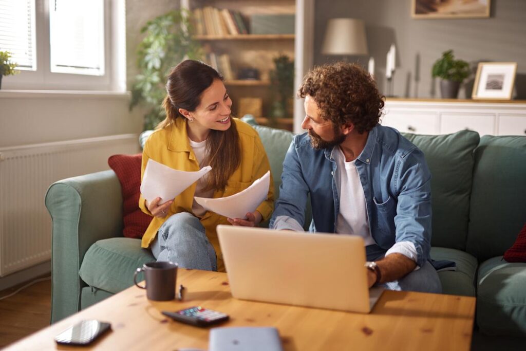 Your guide to comparing homeowners insurance quotes Your guide to comparing homeowners insurance quotes