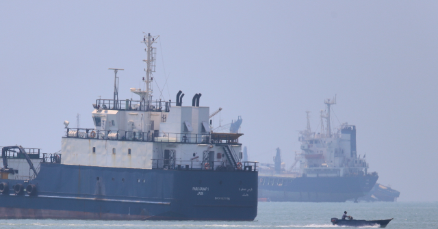 Iran Demands Control of Strait of Hormuz as Talks with U.S. Resume