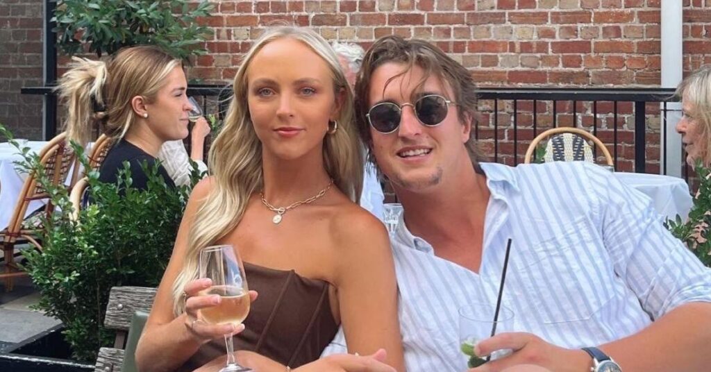 Adult Star Annie Knight Sobs Over Fiancé’s $30K Gambling Relapse Adult Star Annie Knight Sobs Over Fiancé's $30K Gambling Relapse