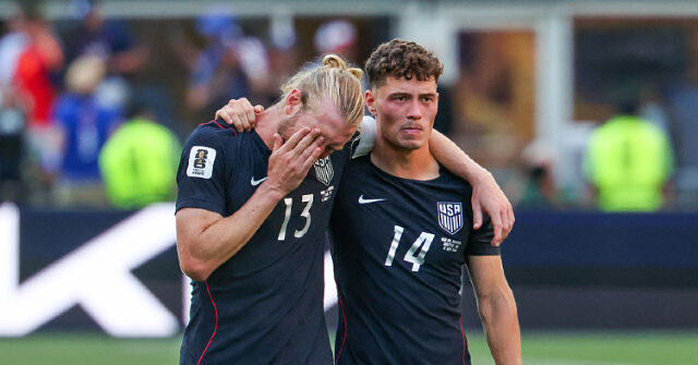 Canadian Sports Commentators Rip ‘Overhyped’ U.S. Men’s Team After World Cup Humiliation