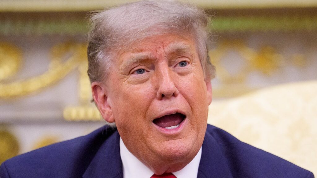 Author: ‘Highly Classified’ Trump Meeting Had Strange Interruption Author: 'Highly Classified' Trump Meeting Had Strange Interruption