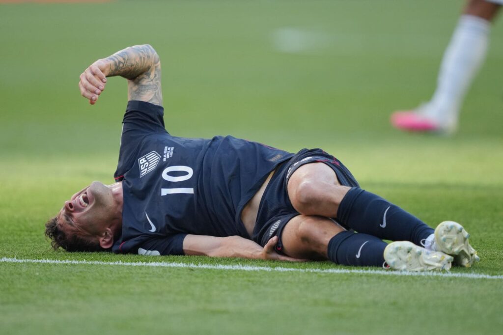 Christian Pulisic Suffers Microfracture In World Cup Loss To Belgium Christian Pulisic Suffers Microfracture In World Cup Loss To Belgium