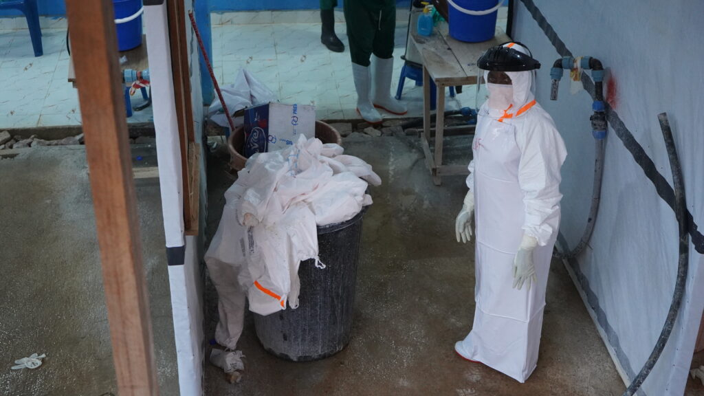Congo Ebola outbreak: More than 1,000 deaths reported Congo Ebola outbreak: More than 1,000 deaths reported