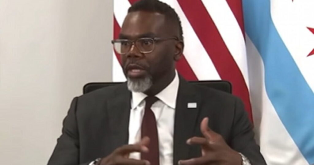 Crazy Chicago Mayor Brandon Johnson Now Pushing for Reparations Over ICE Raids (VIDEO) * The Gateway Pundit * by Mike LaChance Crazy Chicago Mayor Brandon Johnson Now Pushing for Reparations Over ICE Raids (VIDEO) * The Gateway Pundit * by Mike LaChance