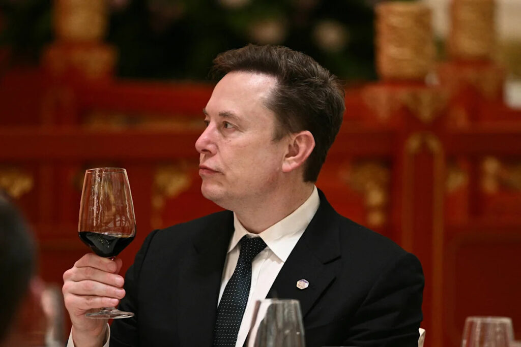 Elon Musk SEC settlement raises ‘red flags,’ judge says Elon Musk SEC settlement raises 'red flags,' judge says