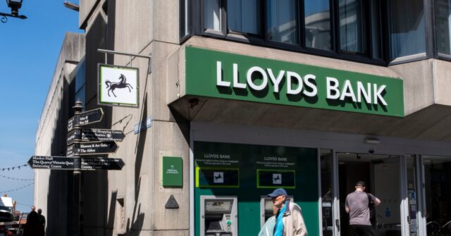 Leftist UK News Site The Canary Claims it Was Debanked by Lloyds