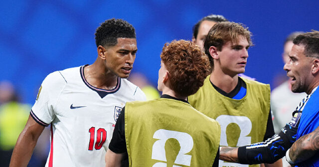 England’s Jude Bellingham Slaps Argentina’s Barco After World Cup Loss