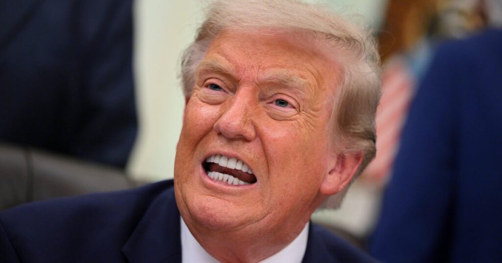 Labor Department’s Weird New Trump Meme Backfires Spectacularly Labor Department’s Weird New Trump Meme Backfires Spectacularly