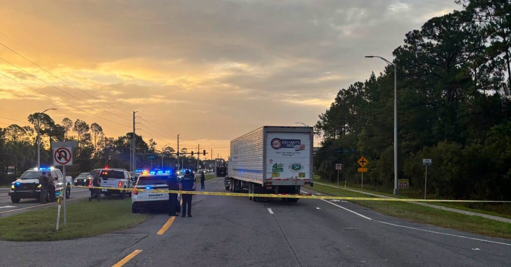 Man Fleeing Immigration Officers In Florida Is Struck And Killed By Tractor Trailer, Police Say Man Fleeing Immigration Officers In Florida Is Struck And Killed By Tractor Trailer, Police Say