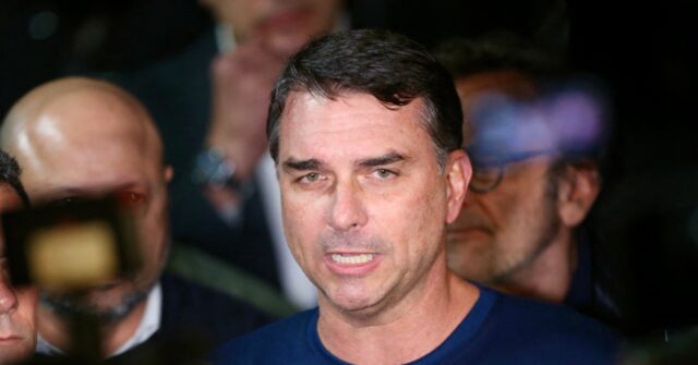 Brazil’s Dictator-Judge Bans Flávio Bolsonaro from Visiting Dad