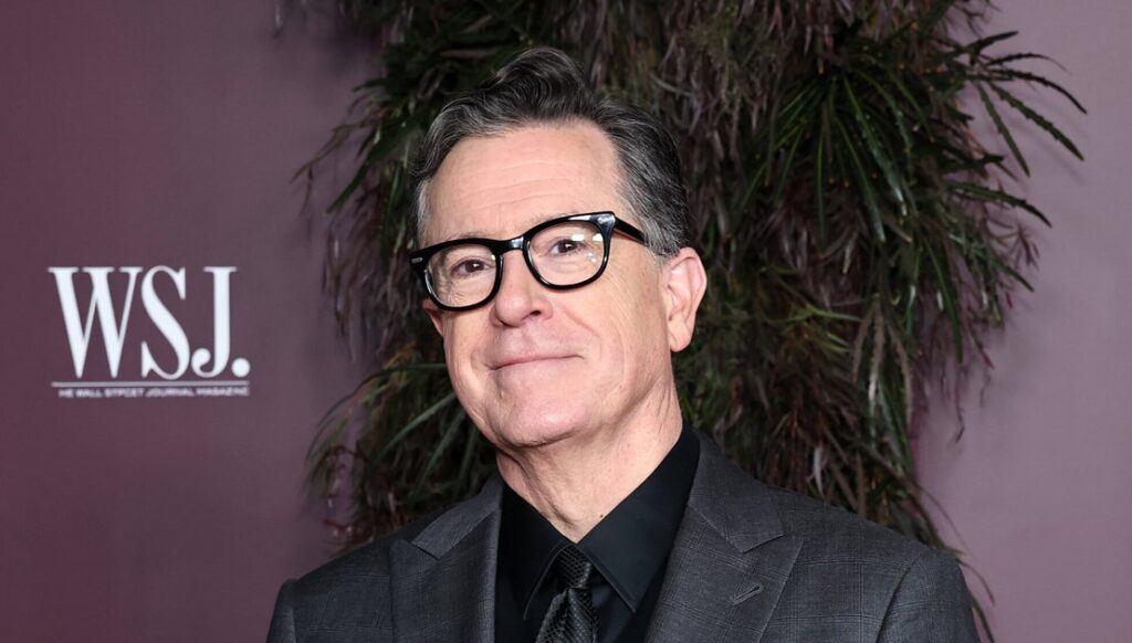 Stephen Colbert’s Old ‘Late Show’ Sign Won At Auction By West Hollywood Restaurant Stephen Colbert's Old 'Late Show' Sign Won At Auction By West Hollywood Restaurant