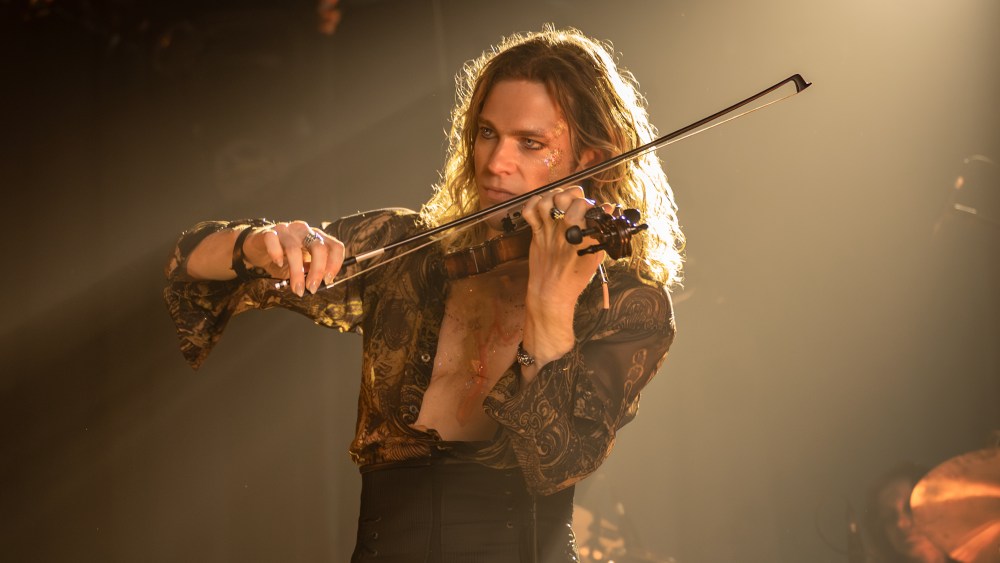 ‘The Vampire Lestat’ Costume Designer on Rockstar Wardrobe and Easter Eggs 'The Vampire Lestat' Costume Designer on Rockstar Wardrobe and Easter Eggs
