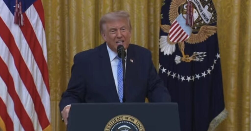 Trump Announces Release of DHS Investigation Showing Nearly 300,000 Foreigners Are Illegally Registered to Vote – DHS Says They Found 400,000 DEAD Voters * The Gateway Pundit * by Jordan Conradson