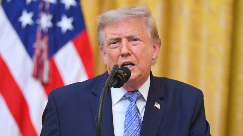 Trump Demands License Revoke For Networks Who Didn’t Air His Primetime Speech Trump Demands License Revoke For Networks Who Didn't Air His Primetime Speech