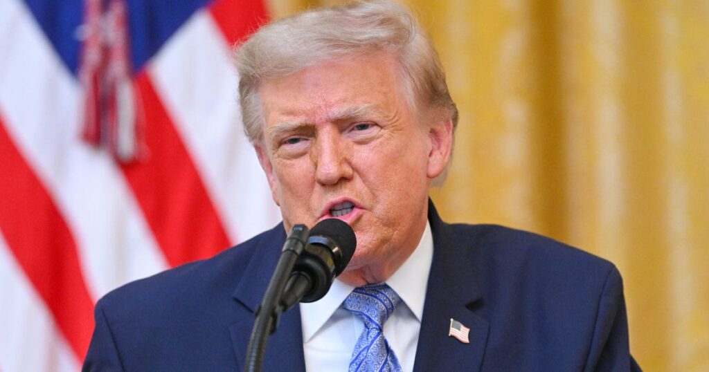 U.S. Military Launches New Airstrikes To ‘Swiftly Punish’ Iran For Deaths Of U.S. Troops U.S. Military Launches New Airstrikes To 'Swiftly Punish' Iran For Deaths Of U.S. Troops
