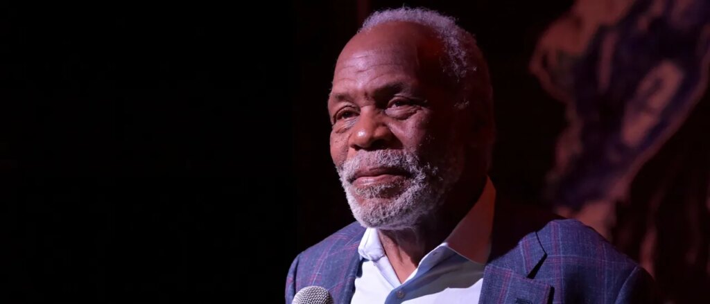 ‘Lethal Weapon’ Star Danny Glover Reveals Alzheimer’s Diagnosis ‘Lethal Weapon’ Star Danny Glover Reveals Alzheimer’s Diagnosis