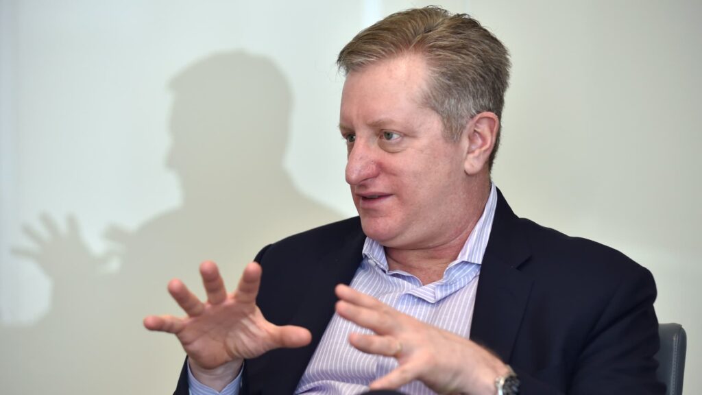 ‘Big Short’ investor Steve Eisman sees an Achilles’ heel in the AI boom 'Big Short' investor Steve Eisman sees an Achilles' heel in the AI boom