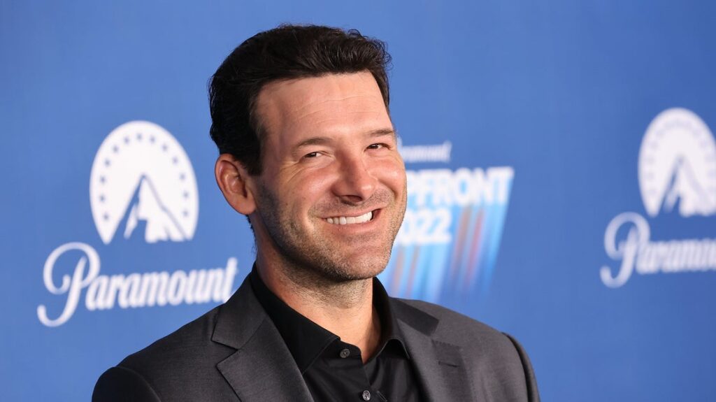 CBS Suspends Tony Romo After Arrest