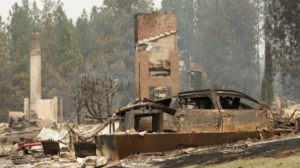 Dozens Of Wildfires Burn In Western States, Prompting Thousands To Flee Dozens Of Wildfires Burn In Western States, Prompting Thousands To Flee