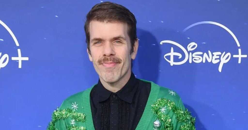 Everything to Know About Perez Hilton After Disturbing TikTok Livestream Everything to Know About Perez Hilton After Disturbing TikTok Livestream