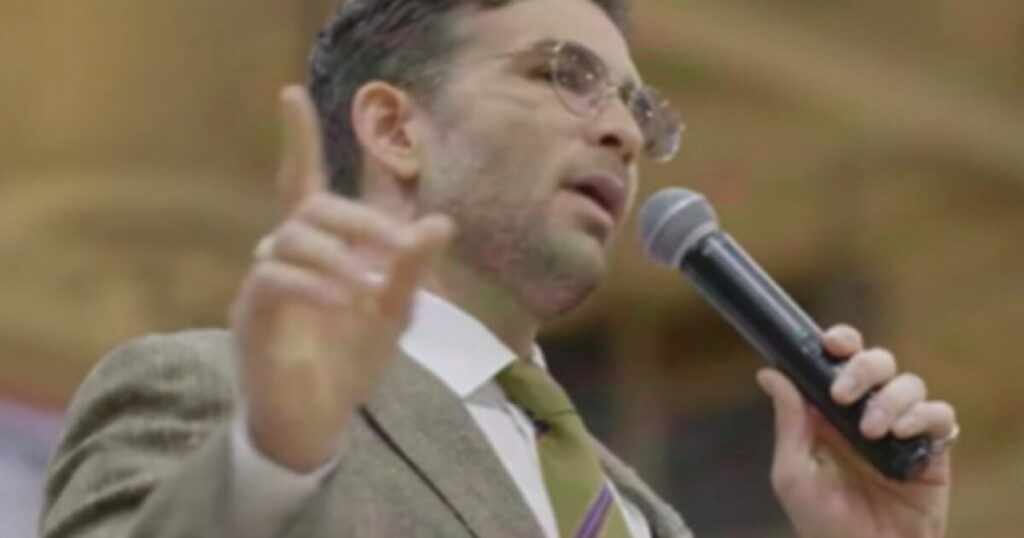 Far-Left Influencer Hasan Piker Campaigning in Wisconsin: ‘A Republican Will Never be Elected in This State Ever Again’ (VIDEO) Far-Left Influencer Hasan Piker Campaigning in Wisconsin: ‘A Republican Will Never be Elected in This State Ever Again’ (VIDEO)
