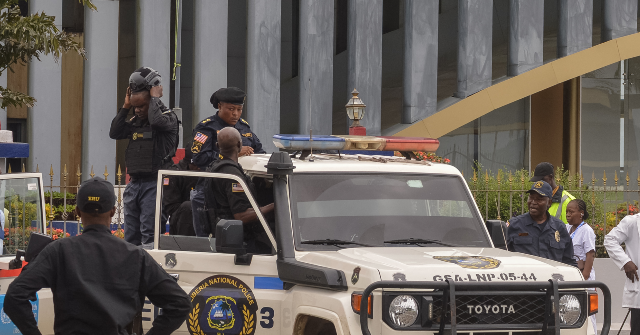 Homeland Security Sends First 20 Deportees to Liberia