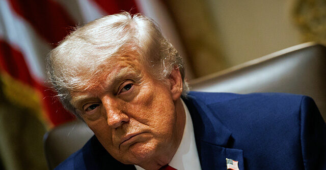 Trump Doubles Down on Declaring Hormuz Strait U.S.Territory