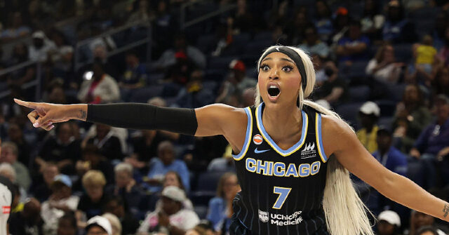Carrington Denies ‘White Privilege’ Accusation Was About Foul on Cunningham