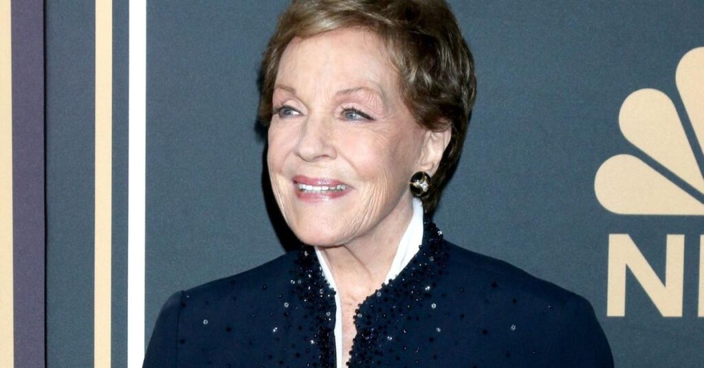 Julie Andrews Sparks Fears as She Retires From Acting at 90 Julie Andrews Sparks Fears as She Retires From Acting at 90