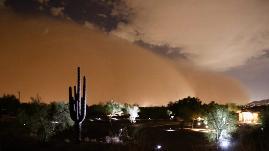 Massive Dust Storms Blanket The Phoenix Area Twice In One Week Massive Dust Storms Blanket The Phoenix Area Twice In One Week