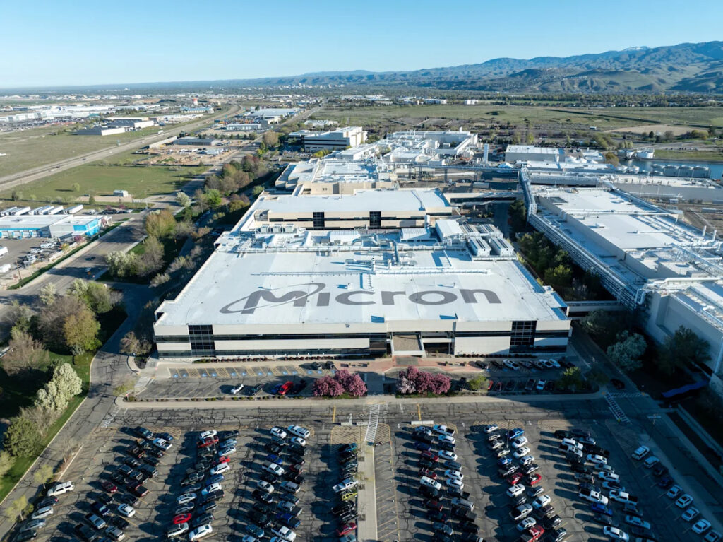 Micron stock heats up again, crossing $1,000
