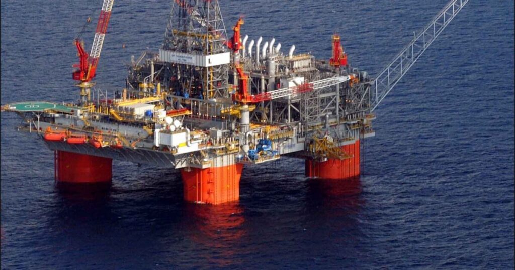 Obama-Appointed Alaska Judge Tosses Environmental Groups’ Lawsuit Challenging Reopening of 625 Million Acres for Offshore Energy * The Gateway Pundit * by Jim Hᴏft