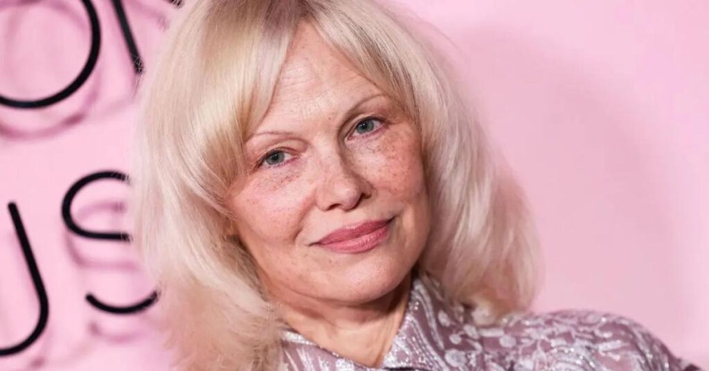 Pamela Anderson Is 'Snubbed by Producers Of New 'Baywatch' Reboot'
