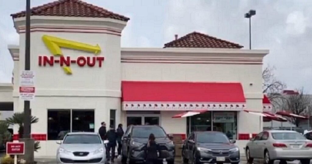 Police Respond to Active Shooter at In-N-Out in Twin Falls, Idaho – Two Armed Men Seen Shooting as Bystanders Run in Horror (VIDEOS) * The Gateway Pundit * by Jordan Conradson The Oakland In-N-Out burger franchise.