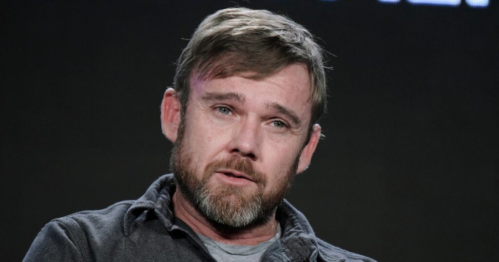 Ricky Schroder Pens Tone-Deaf Tribute To Dolly Parton Ricky Schroder Pens Tone-Deaf Tribute To Dolly Parton