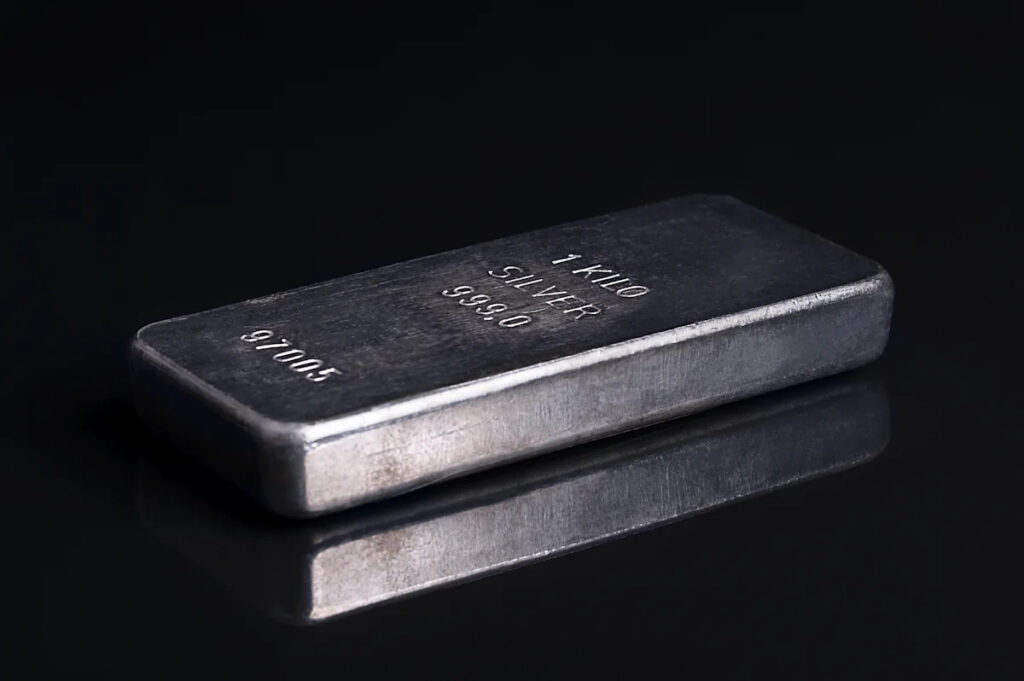 Silver prices hold, notching a 17% monthly gain