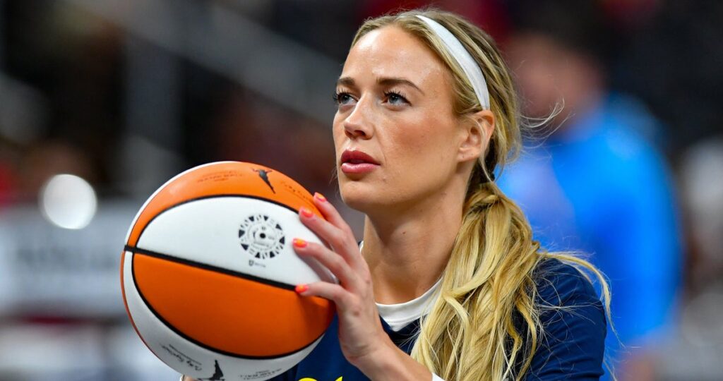 Sports Writer Quits Over Scrapped Sophie Cunningham Article Sports Writer Quits Over Scrapped Sophie Cunningham Article