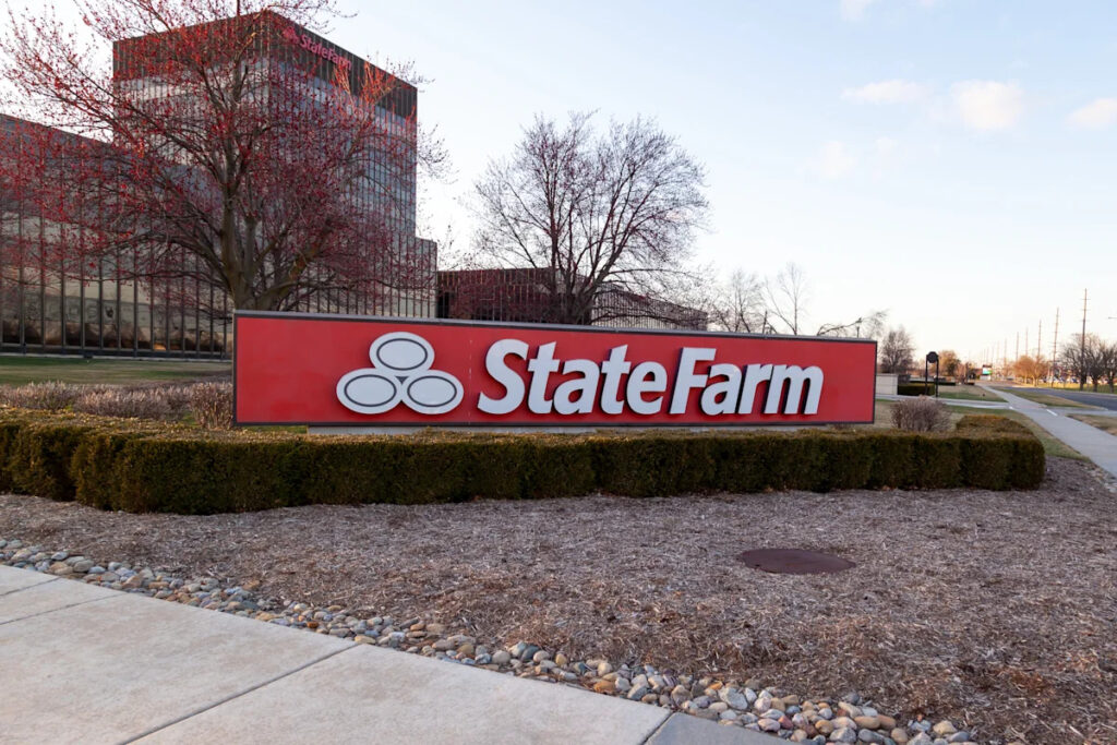 State Farm’s $5 billion dividend payout is largest in company history: Who’s eligible? State Farm's $5 billion dividend payout is largest in company history: Who's eligible?