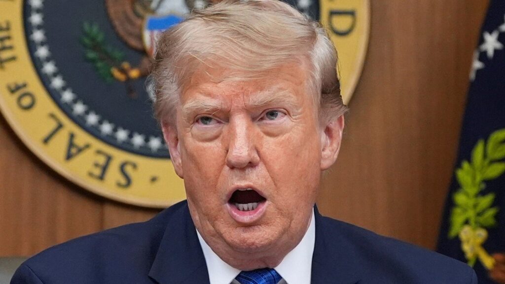 Trump Has Ominous New Warning For Canada Over Wildfire Smoke Trump Has Ominous New Warning For Canada Over Wildfire Smoke